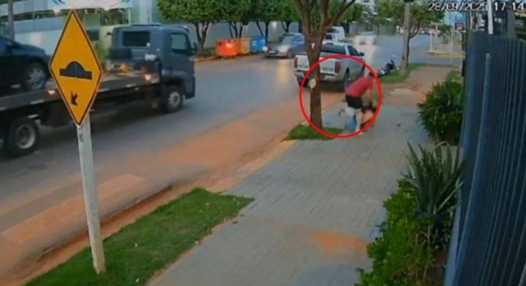 Vídeo flagra empresário agredindo mulher no meio da rua em Lucas do Rio Verde/MT; Veja