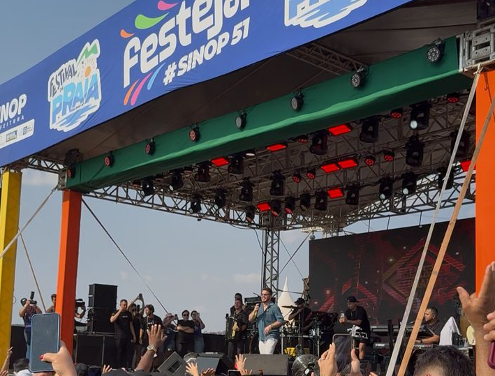 Matheus Fernandes encerra Festival de Praia com show em Sinop