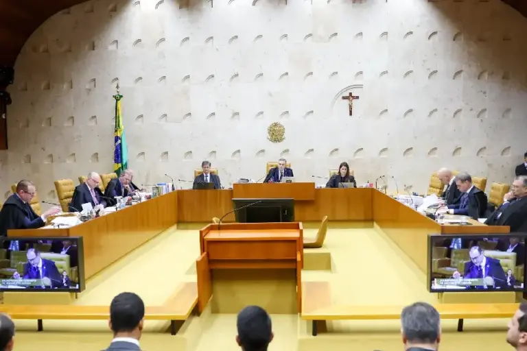 STF tem placar de 8 a 2 para regular redes