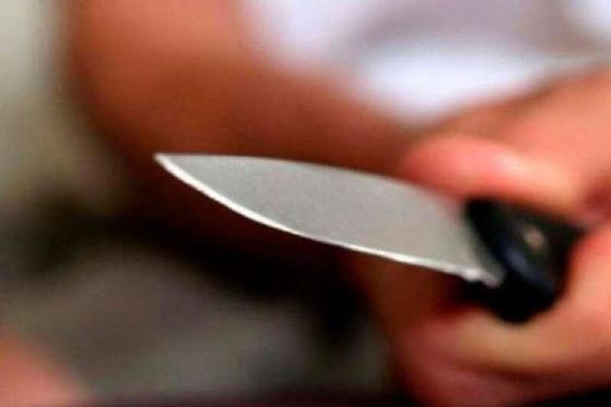 Homem invade restaurante e tenta matar a ex-esposa a facadas em Sinop/MT