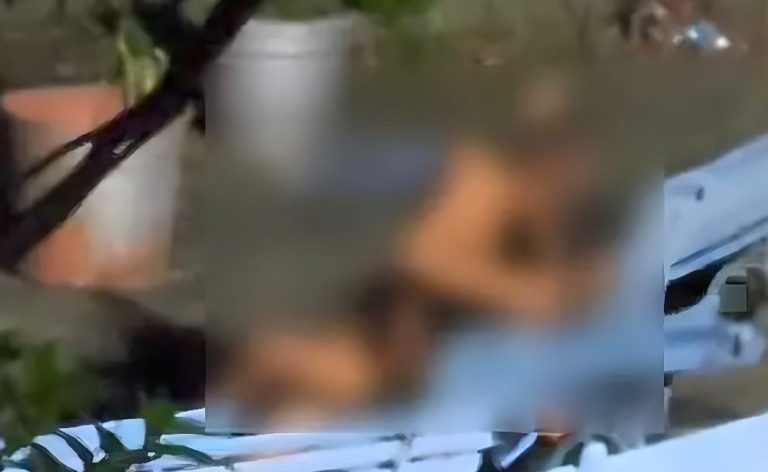 Casal é flagrado fazendo sexo em local religioso e gera revolta.