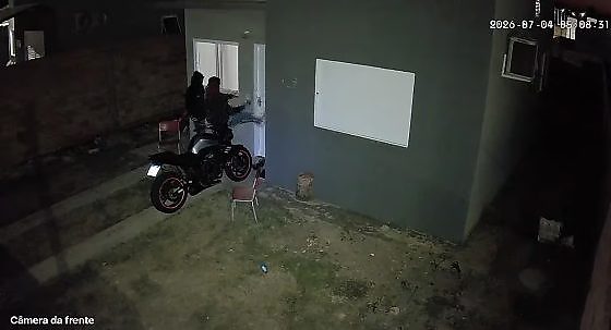 Vídeo: Invasor de 19 anos é recebido a tiros por proprietário ao arrombar casa em Alta Floresta