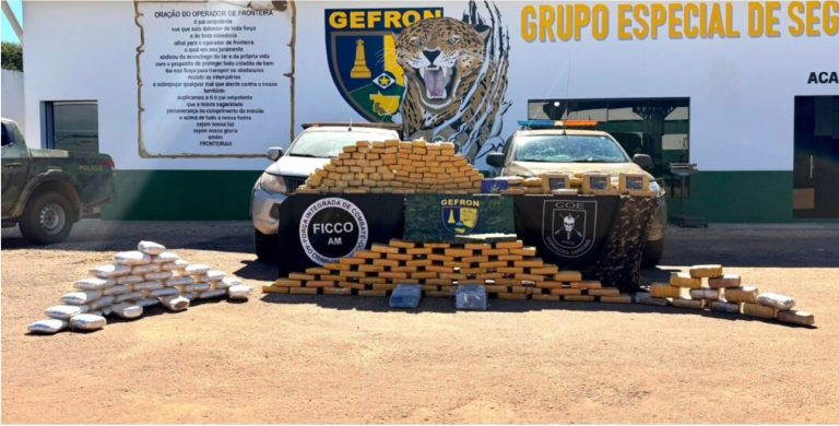 Forças de segurança interceptam caminhonete com mais de 300 kg de drogas na fronteira de MT