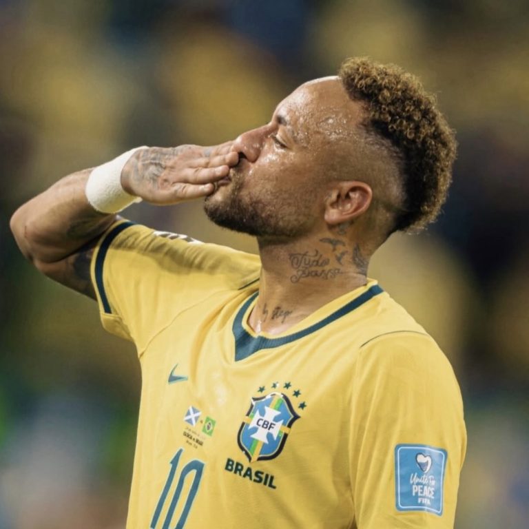 Neymar anuncia fim de ciclo na Seleção Brasileira: “Meu momento já foi”