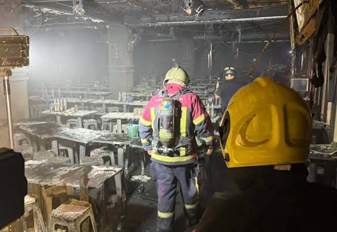 Incêndio em bar na Tailândia deixa mortos e dezenas de feridos; investigação apura falhas de segurança